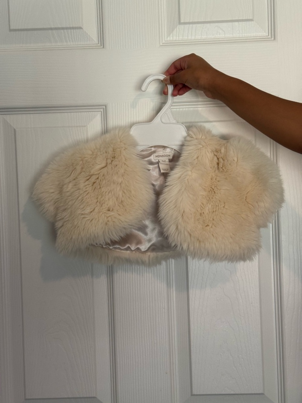 Monsoon Cream Faux Fur Bolero